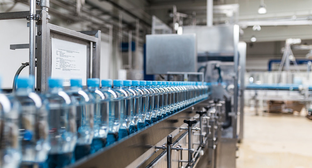 Water factory - Water bottling line for processing and bottling